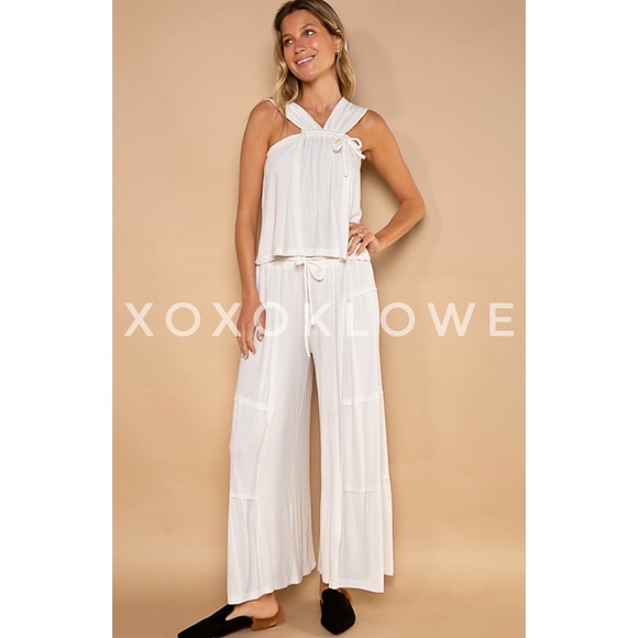 POL Ivory Halter Neck Sleeveless Top - Picture 10 of 14